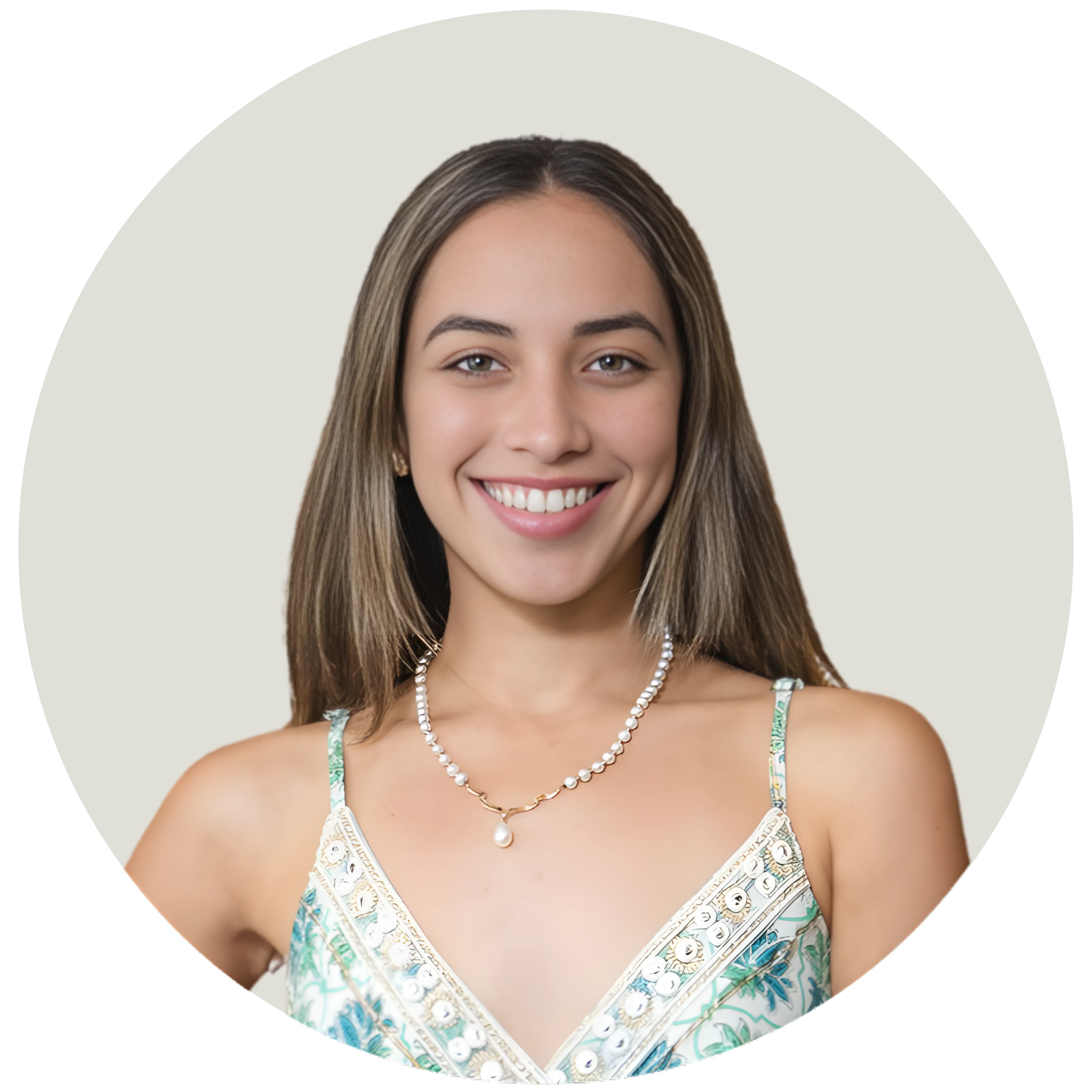 Ariana Reyes - Customer Experience Specialist