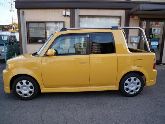 The Toyota bB Open Deck: Why This Quirky JDM Box Is the Ultimate Lifestyle Vehicle